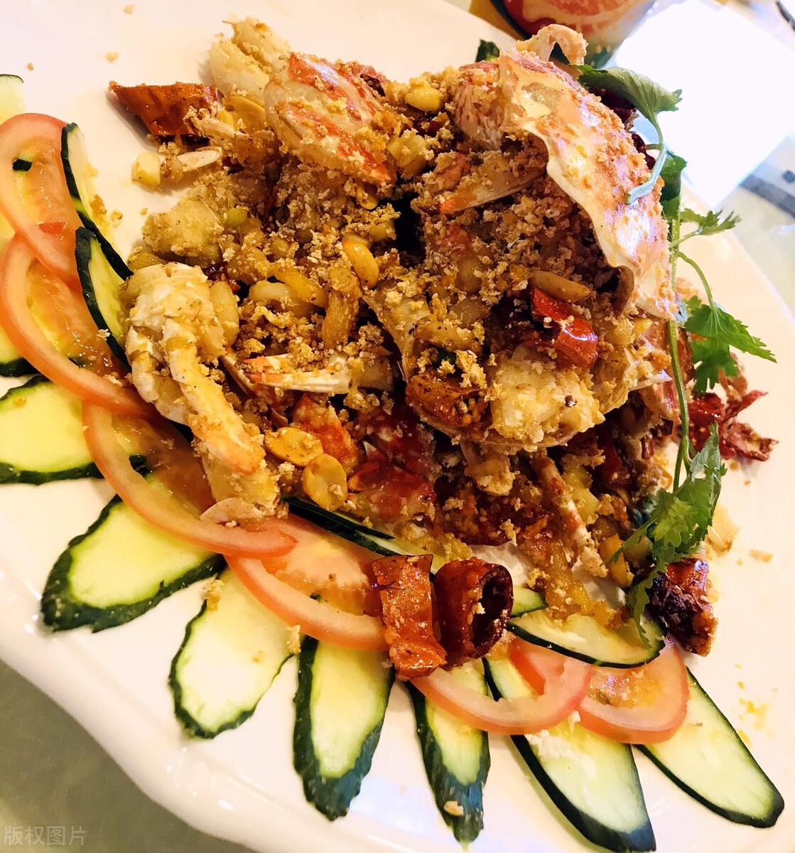 避风塘炒花蟹肉嫩滑吗,避风塘炒蟹高端装盘