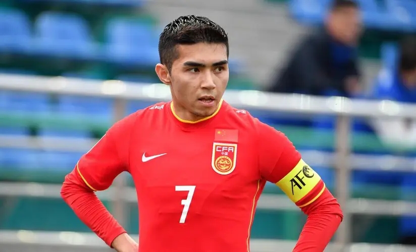 男足艾菲尔丁最新消息,艾菲尔丁闷闷不乐