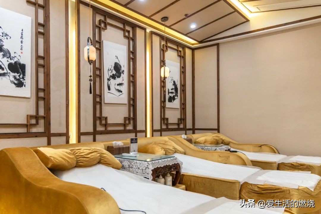 扬州香格里拉三把刀,香格里拉三把刀