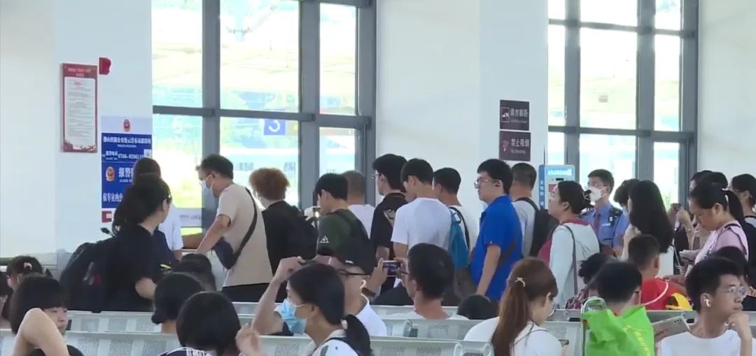 南广高铁繁忙,南广高铁春运