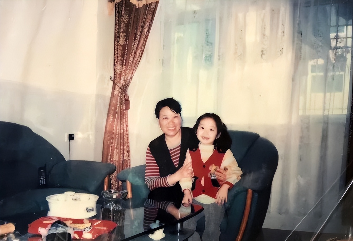 女子画图片大全,女子画奇怪图案