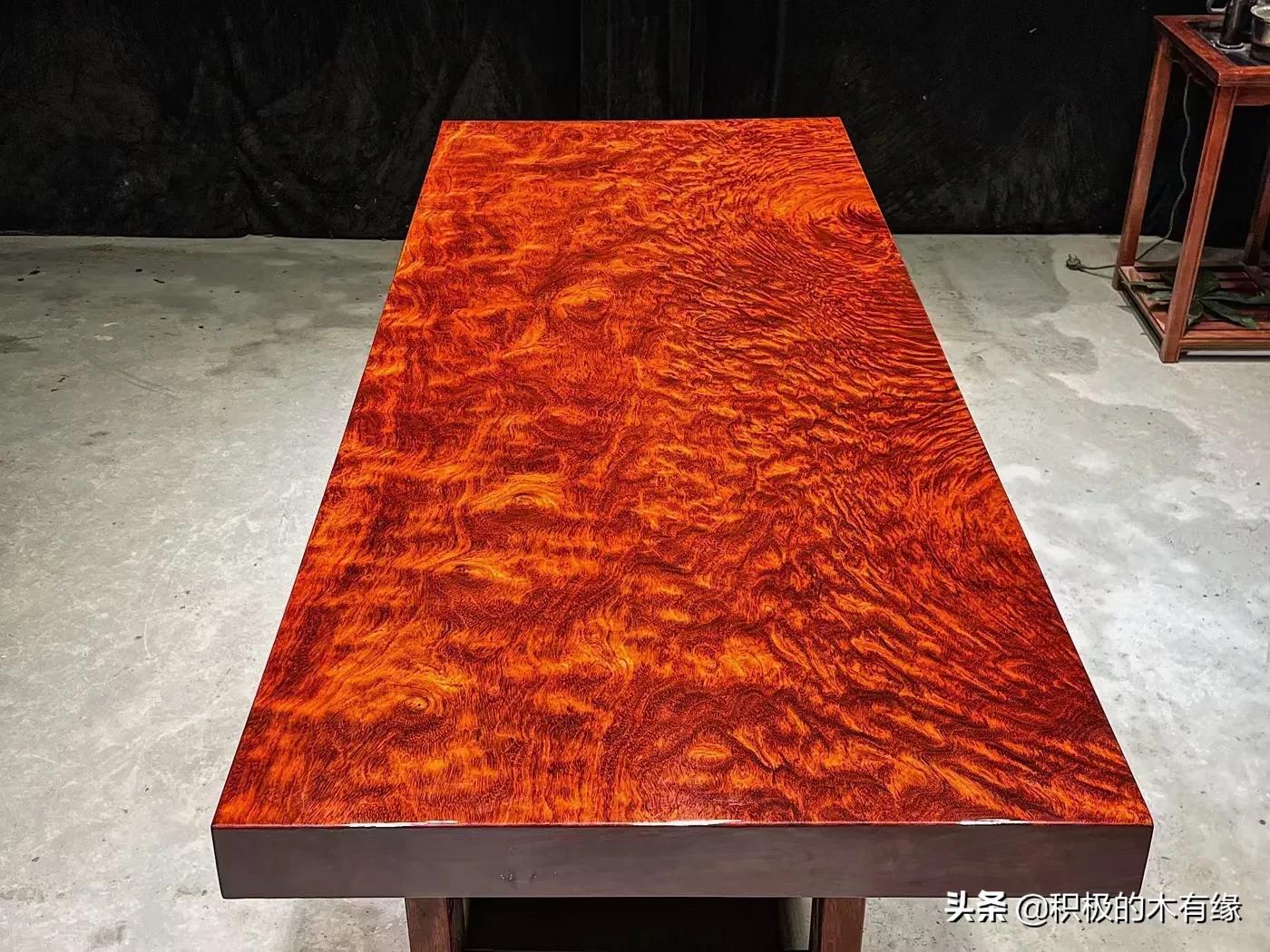 巴西花梨木价格多少钱一方,巴西花梨木属于哪个档次