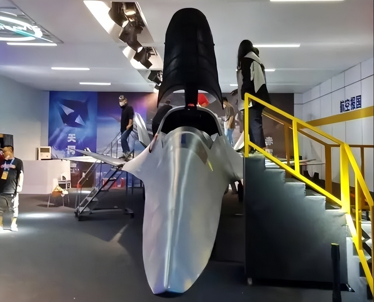 歼20与六代机,中国六代机比歼20强多少