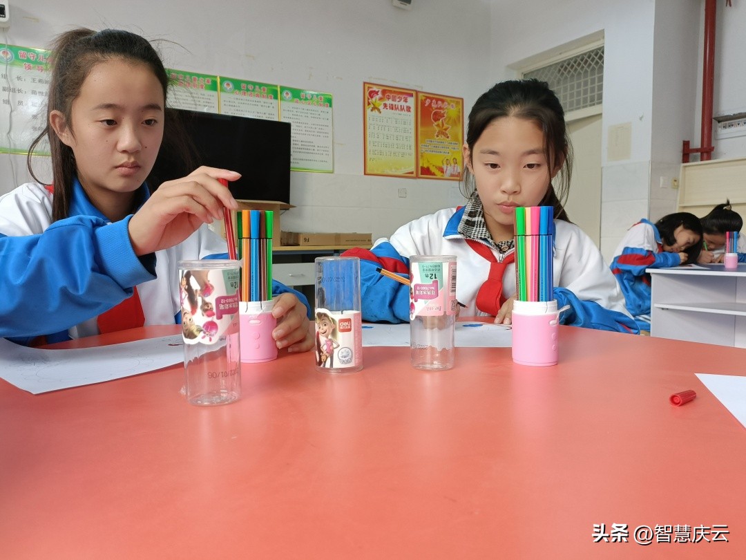 6年级爱国题材的手抄报,二年级的爱国题材手抄报