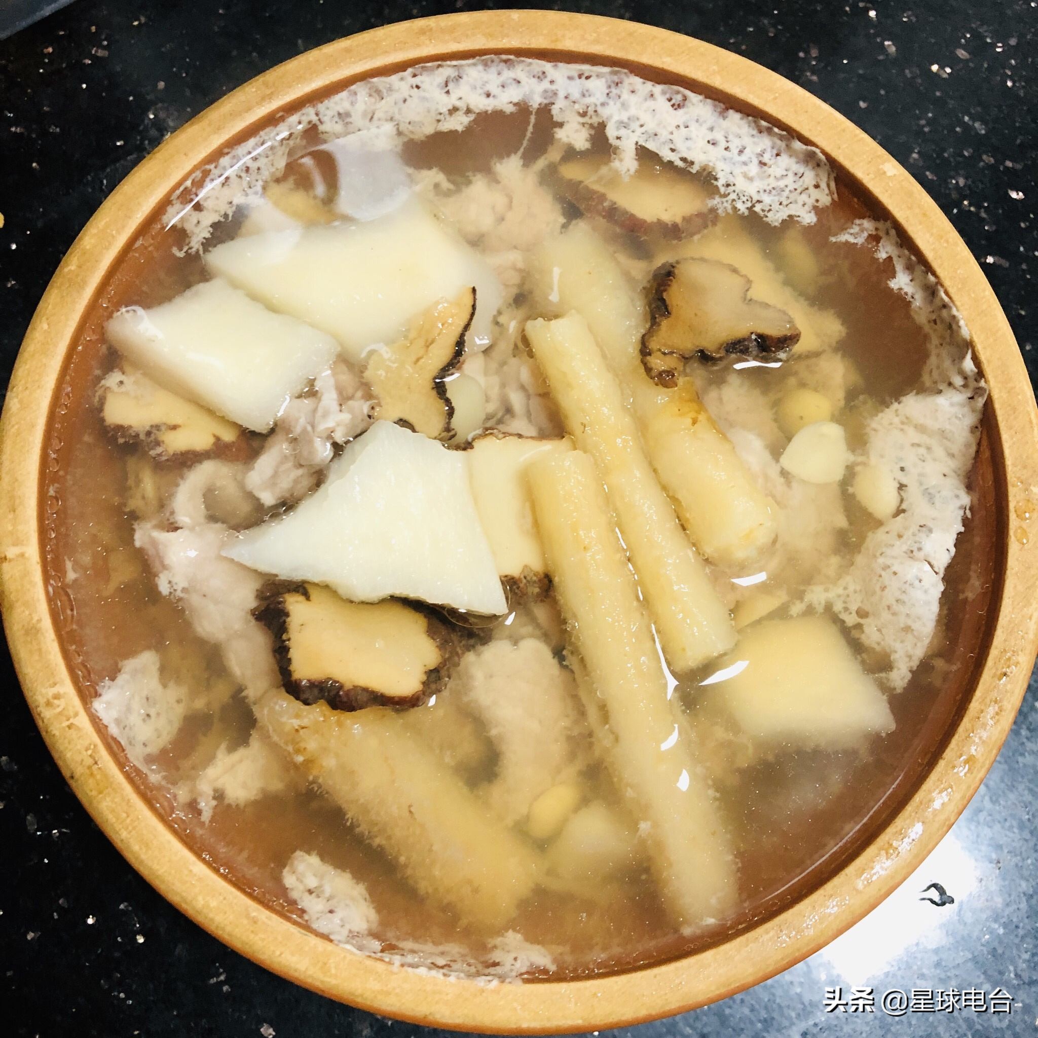 秋冬季节润肺推荐七款养生汤,秋冬润肺滋润止咳汤