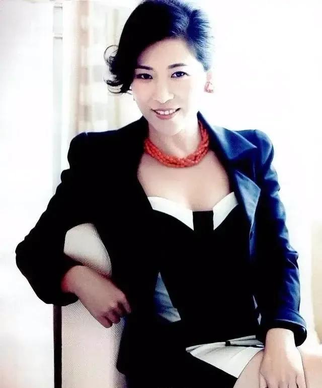 体坛叛徒卷走44亿,中国体坛冠军潜逃美国