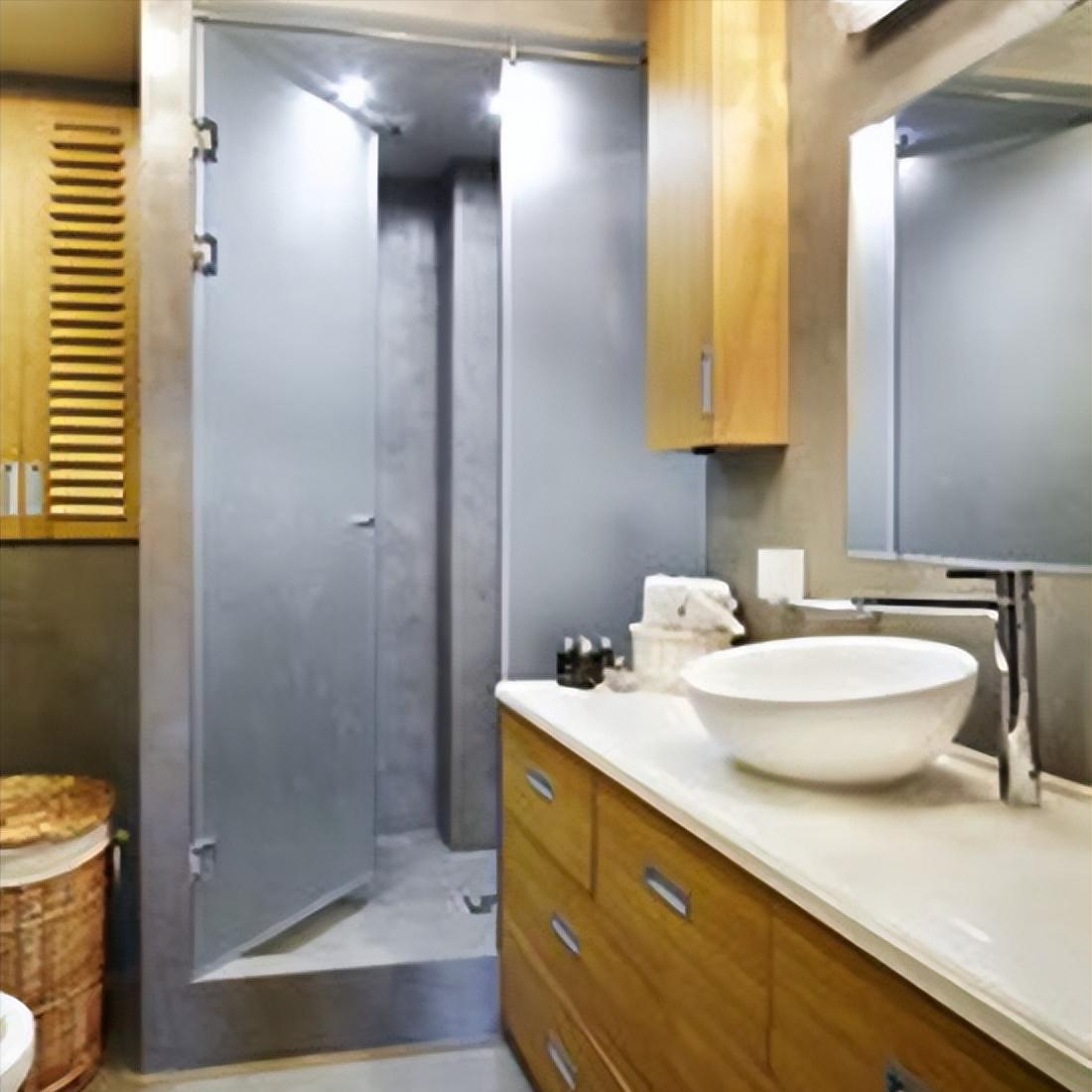 toto马桶水箱底部螺丝漏水怎么办,马桶下水口漏水怎么修理视频