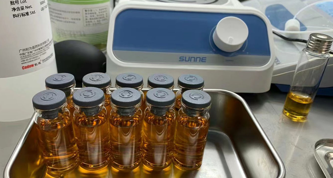 现实版“药神”！只有高中学历的他，为救儿子自行制“药”