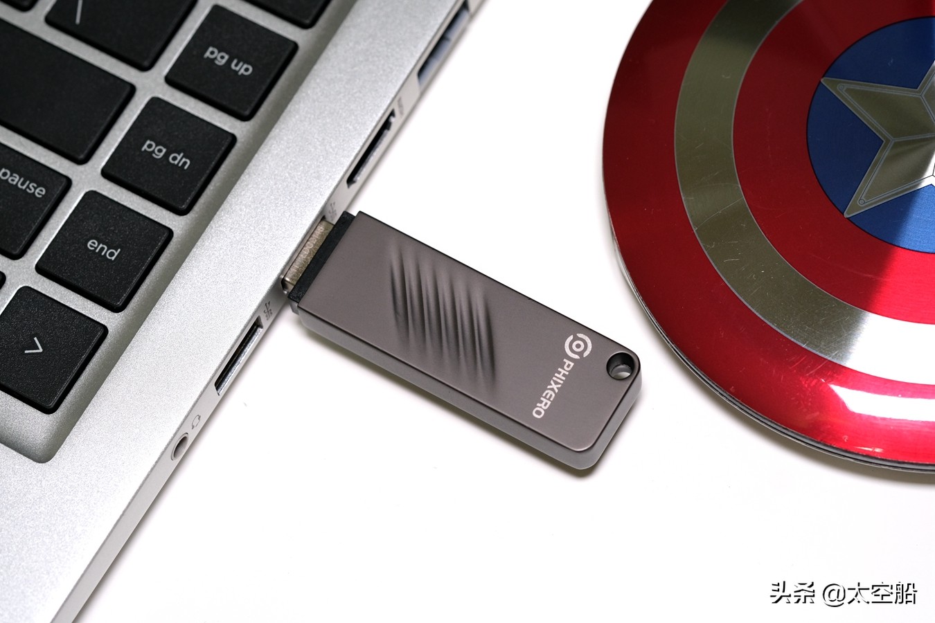 超过4G的文件无法拷入U盘？斐数移动固态U盘却做到了