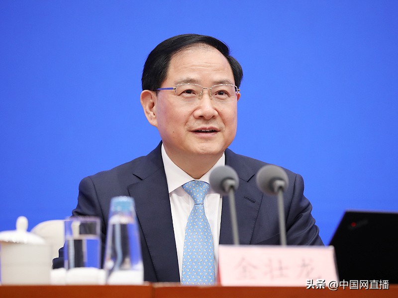 战略性新兴产业三大支柱,新兴产业的战略与建议