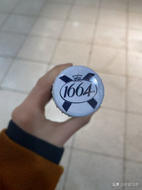 1664啤酒是国产牌子!嘉士伯收购为“赚钱噱头”?酒友:恰恰相反