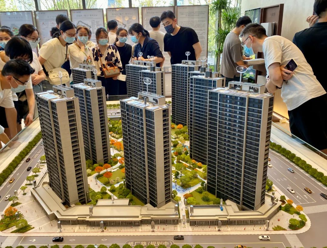 红盘预热后市怎么样,红盘最后收了个高位