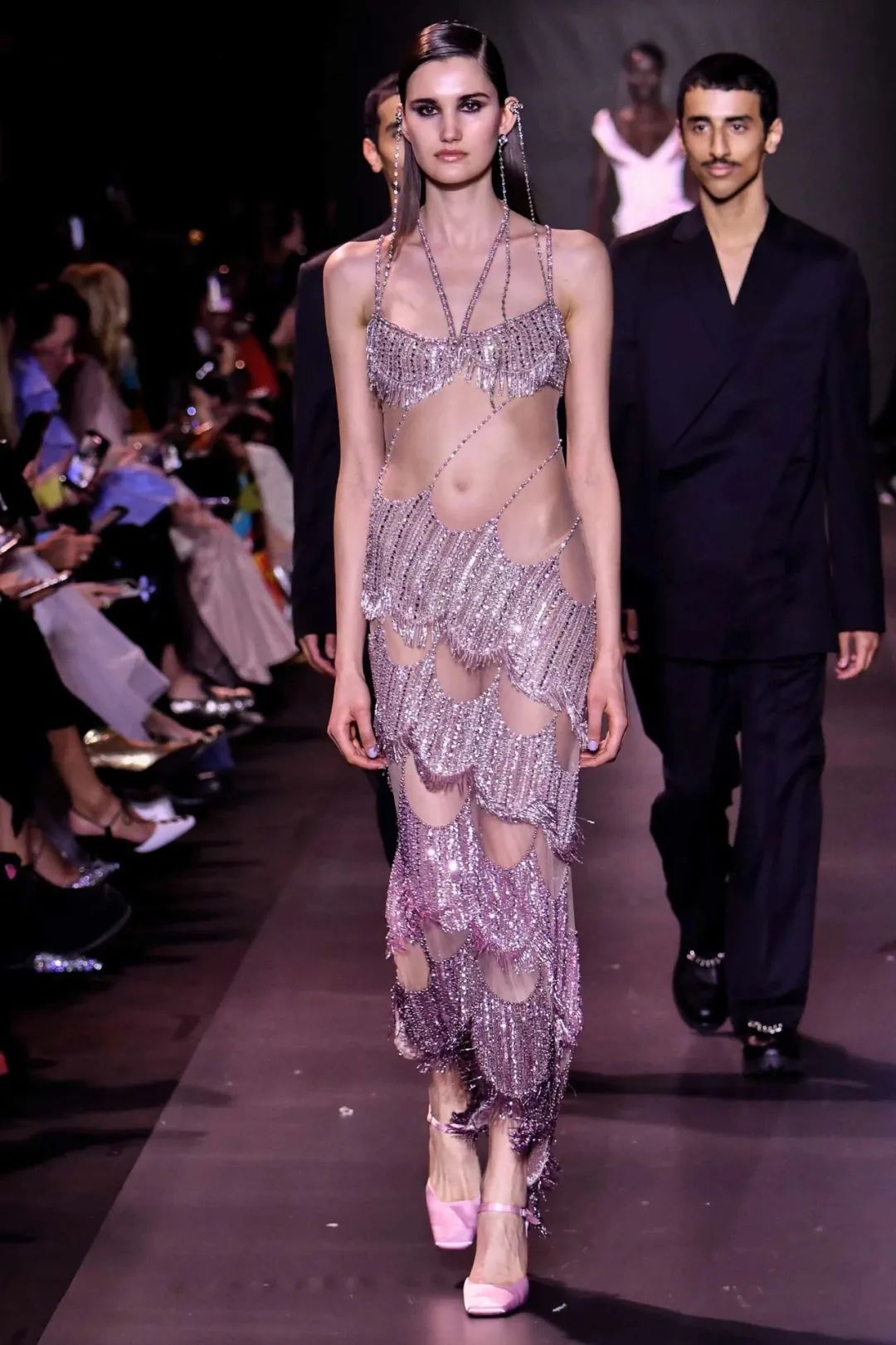 georgeshobeika2018时装秀完整版,georgeshobeika2018年的秀场