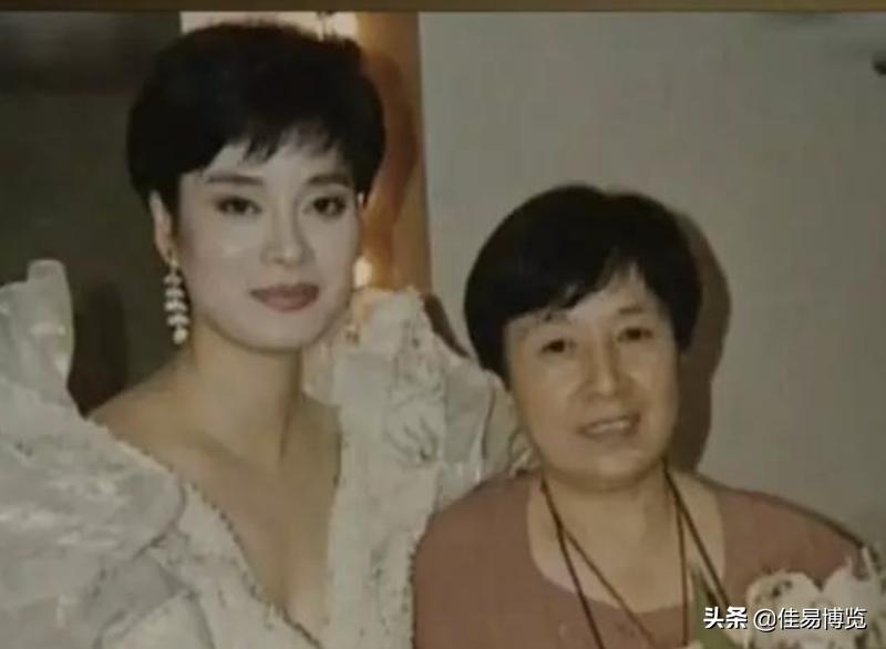 谷建芬的丈夫邢波照片,谷建芬经典那就是我