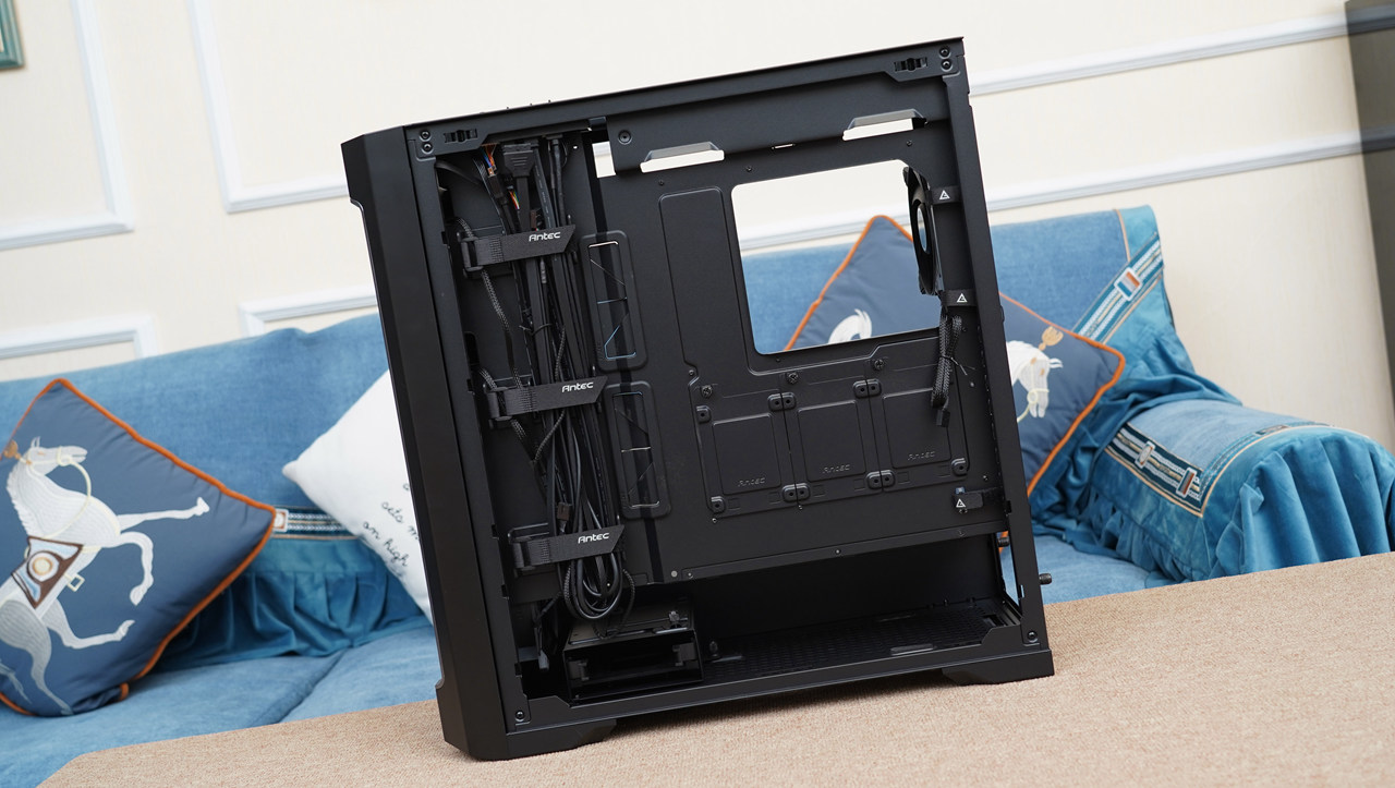 安钛克机箱performance,安钛克performance1水冷装在哪