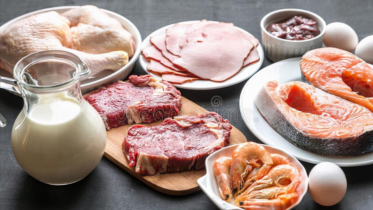 为什么白头发十几年了突然变黑,为什么白头发显老黑头发显年轻