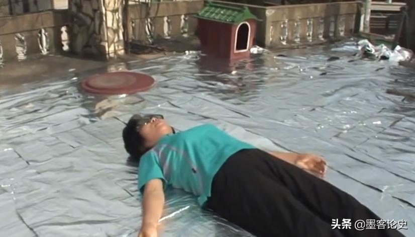 韩国大妈一生从不出汗,65度高温桑拿后仍然干燥,她的身体怎么了?