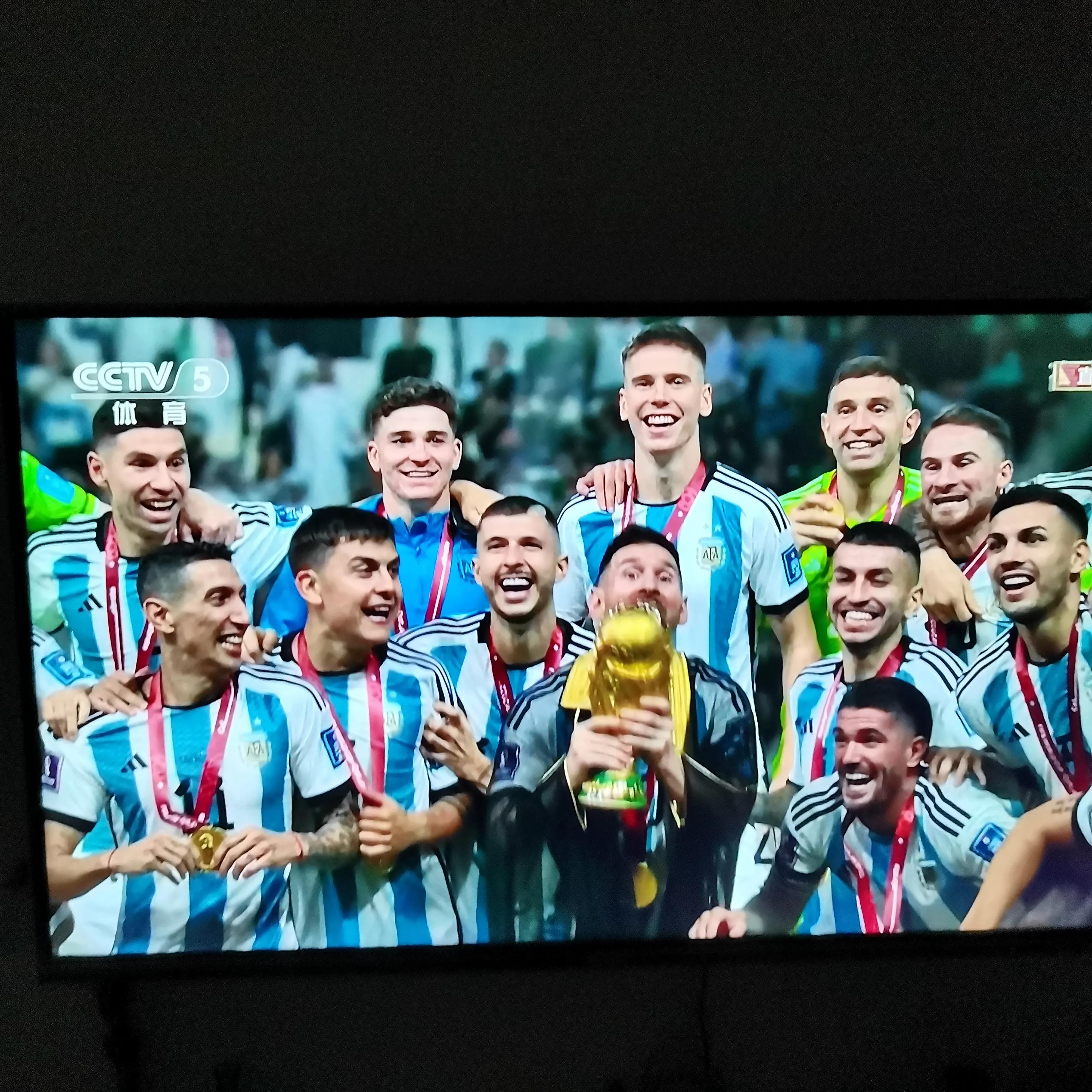 赢得比赛输了尊严,要么输得彻底要么赢得光荣