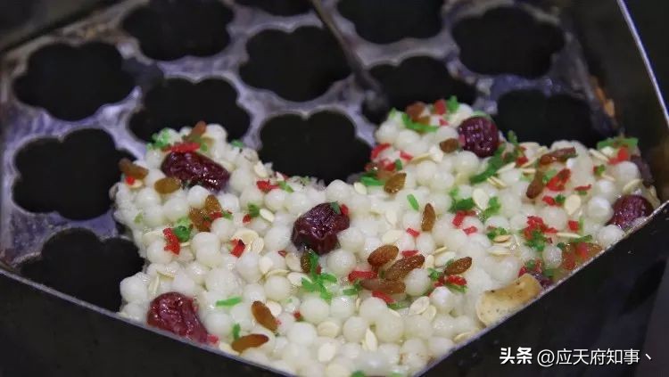 南京梅花糕白色用什么做的,关于南京梅花糕的介绍