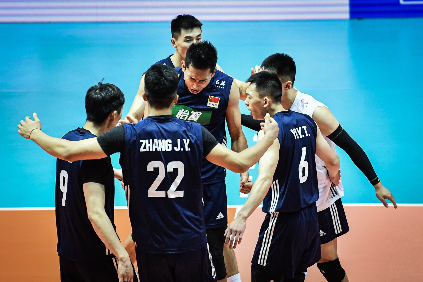 中国男排对战伊朗男排现场直播,中国男排将与伊朗队争夺四强