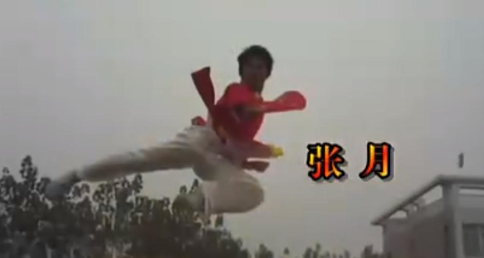 20岁小伙被重度烧伤七年后续,山东男子下肢被烧伤