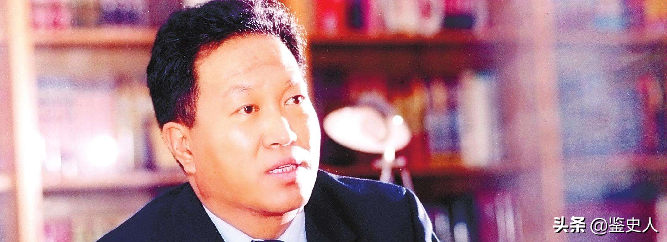 昔日河北首富：坐拥千亿帝国，家中27个保姆，最后却带儿子自首