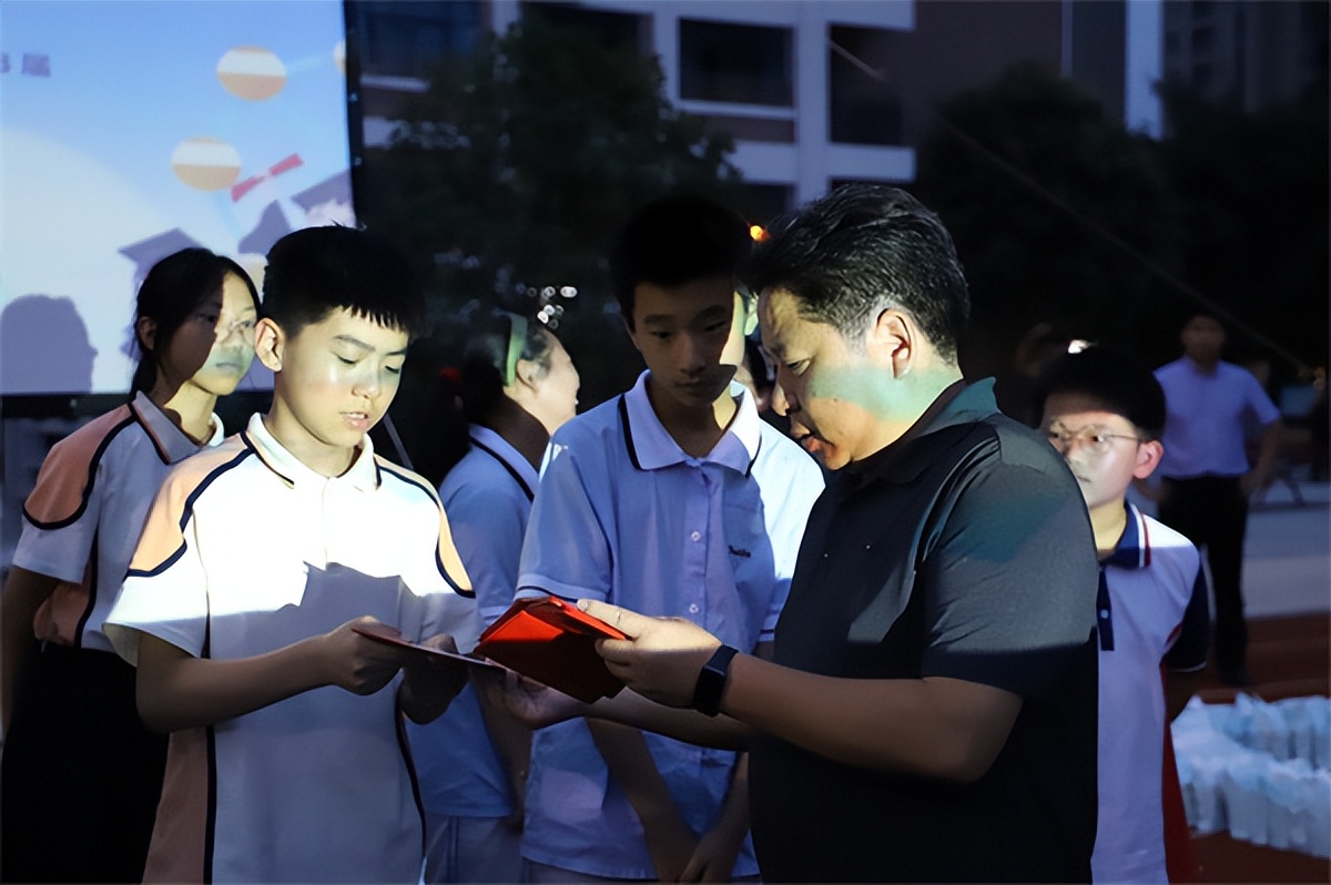 青衿负笈路少年志行意——合肥南小恒盛校区2023届学生毕业典礼