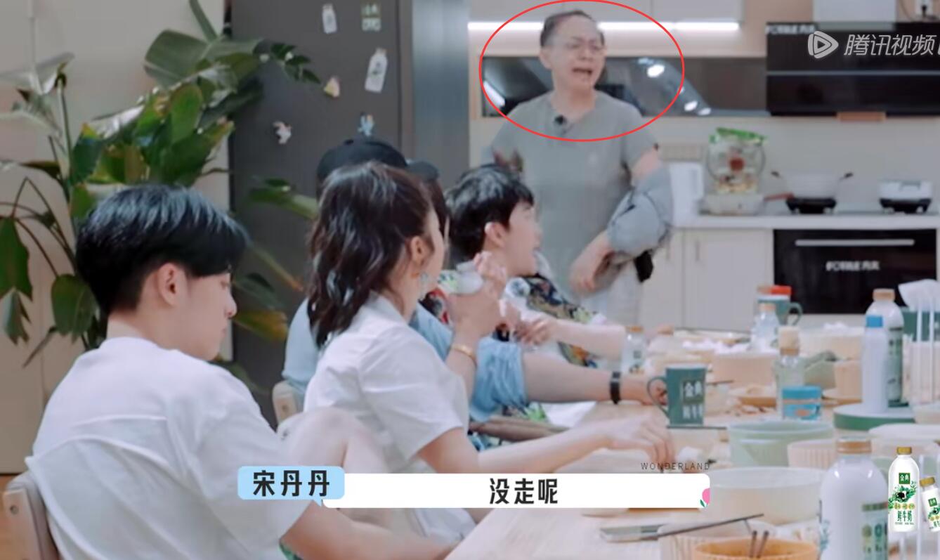 宋丹丹离开后才发现《桃花坞》的嘉宾有多假，包括反内卷的李雪琴