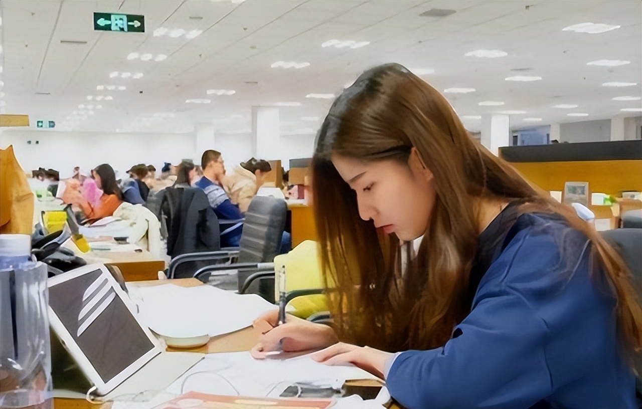 究竟应不应辞职考研？一位女大学生的经历，触动无数考研族的内心