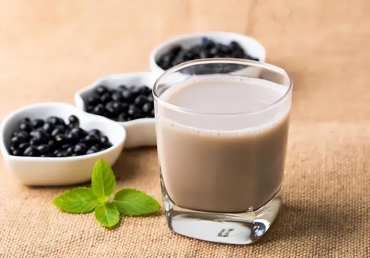 女人超过40岁吃什么补品最好,40岁以上女人吃什么养颜