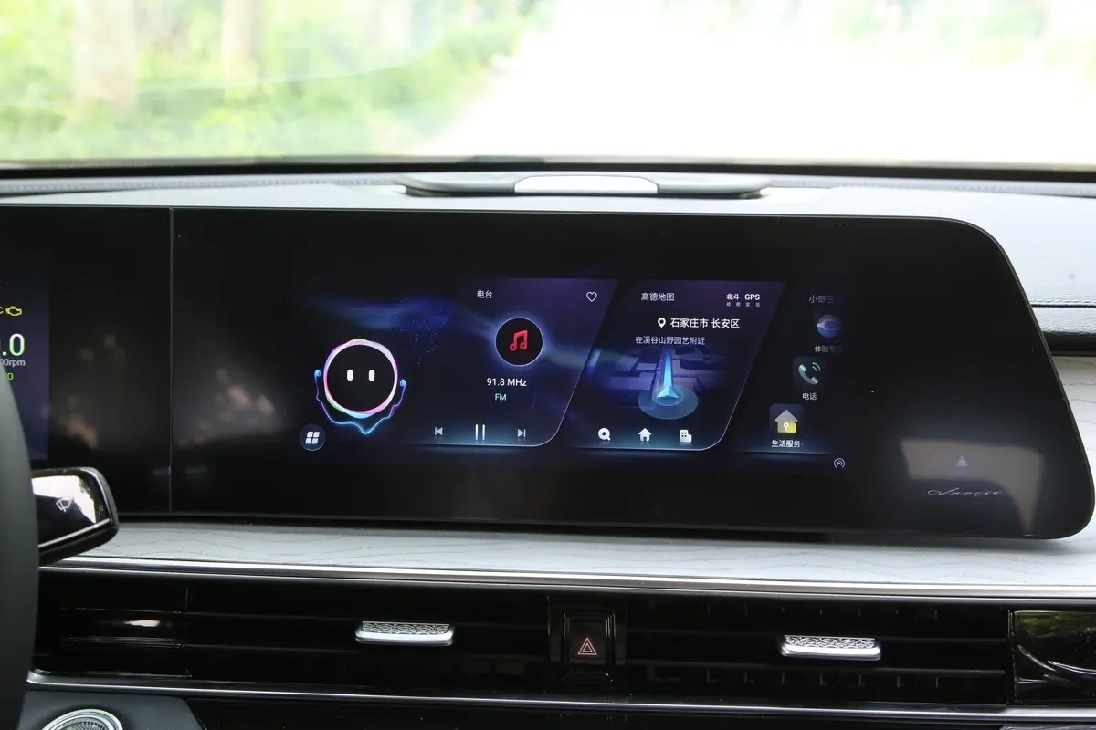 奇瑞艾瑞泽8新款2023落地价,奇瑞艾瑞泽8对比长安uni-v