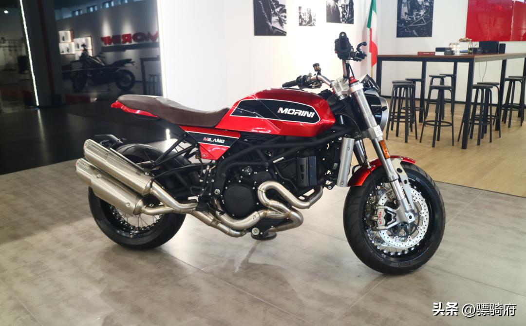 摩托莫里尼仿赛中国,摩托莫里尼塞文佐测评