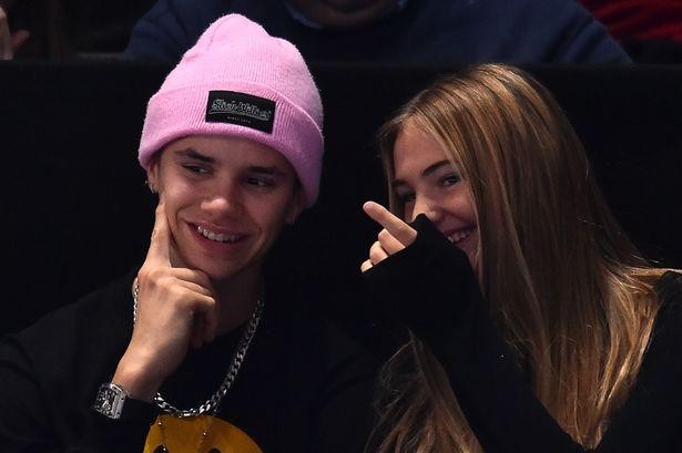 贝克汉姆二儿子和三儿子,贝克汉姆的三个儿子帅气