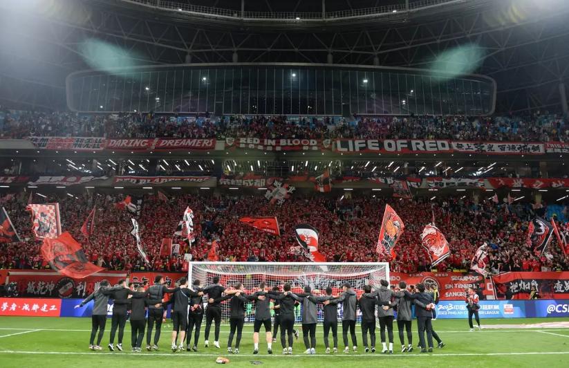 中超武汉三镇对上海申花争议判罚,中超国安1-1三镇前2轮均不胜