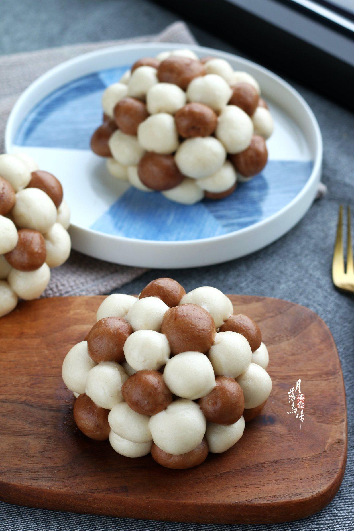 香喷喷的“足球”馒头来了，好吃又好玩，网友：不知从哪里下口？