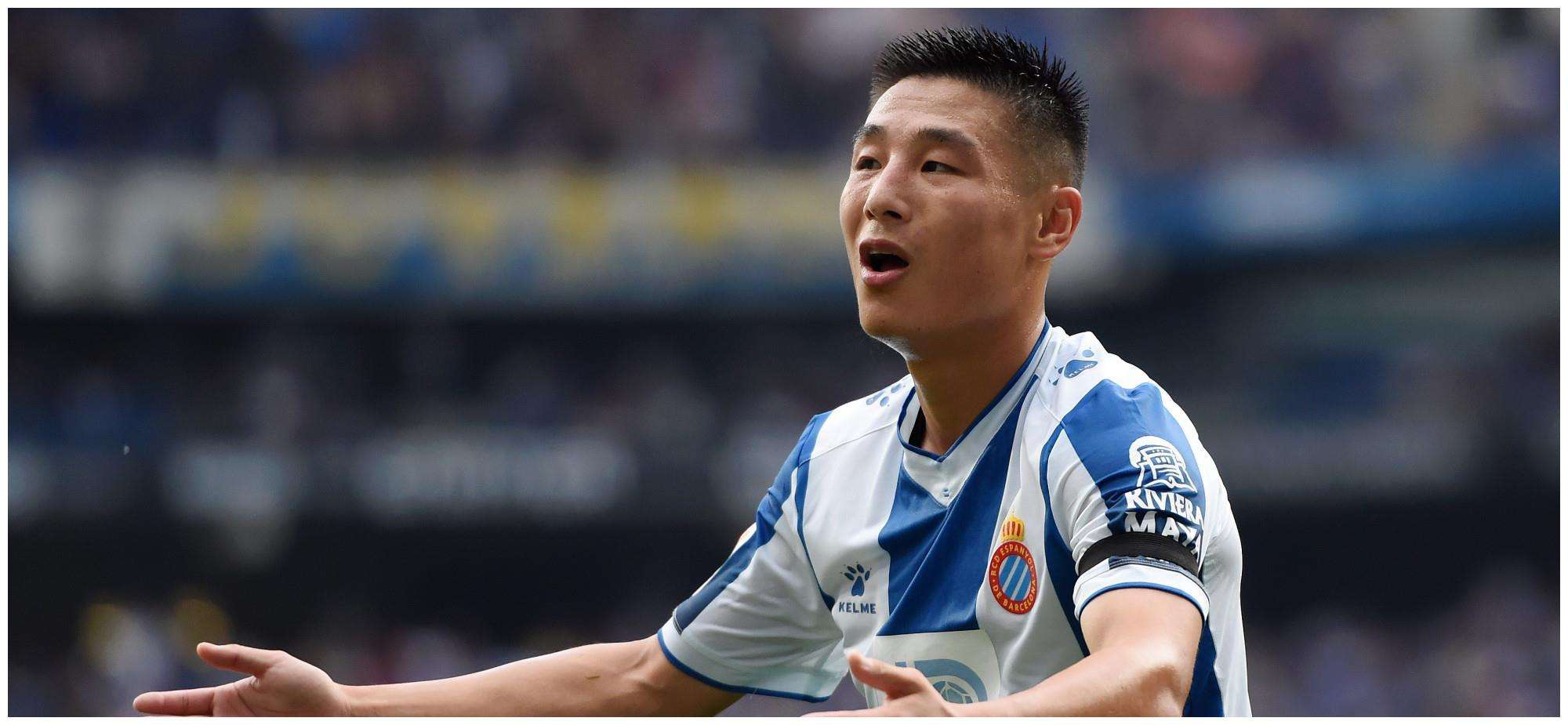 人民日报评国足亚洲杯出局,人民日报点评中国国足赢泰国