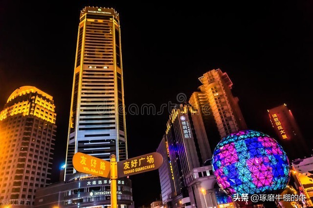 大连天津街曾经很辉煌,大连天津街步行街实景