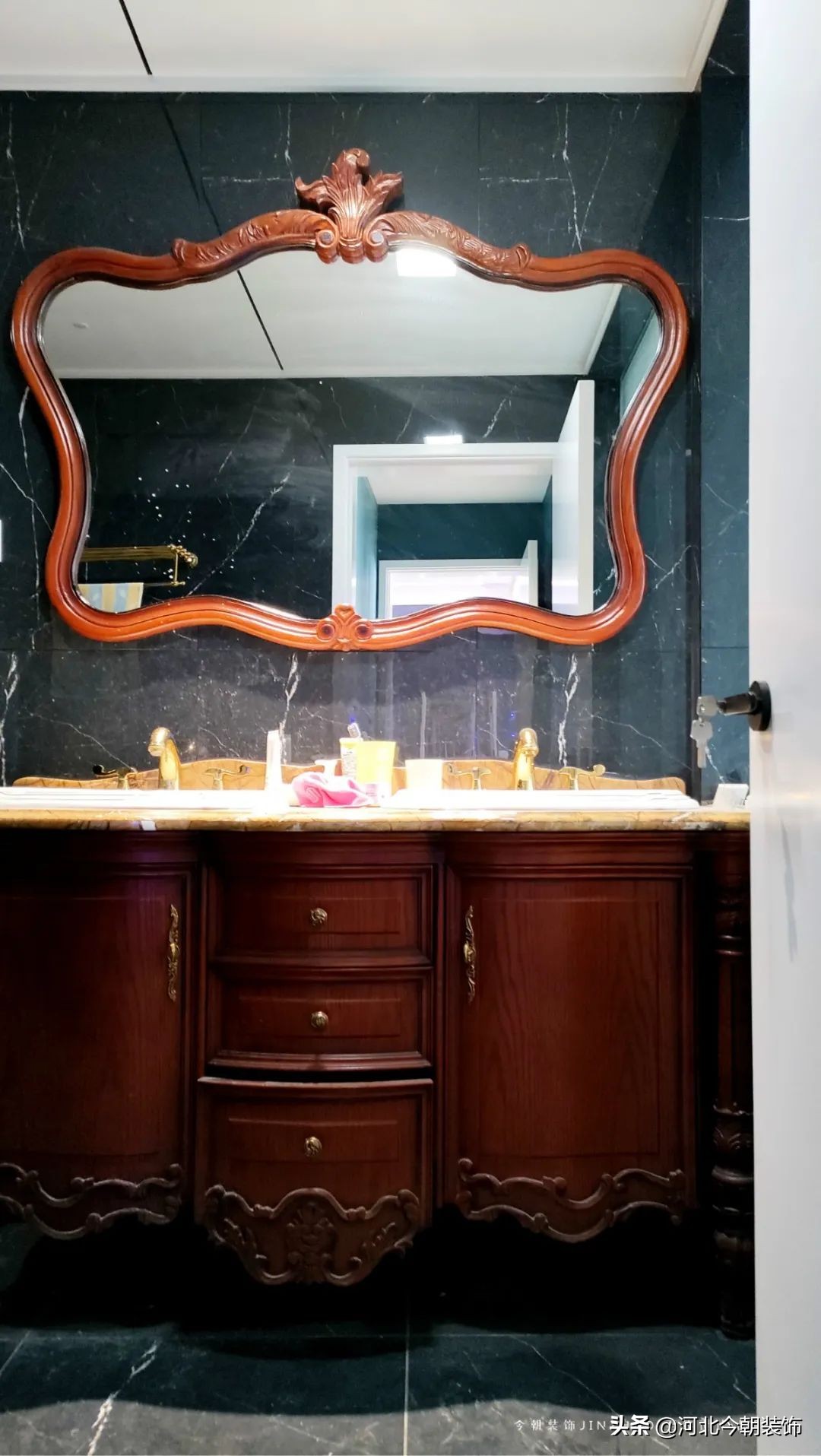 现代轻奢无主灯设计实景小户型,现代风格无主灯设计大宅