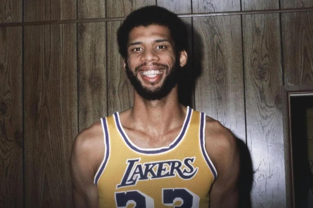 詹姆斯历史得分超过贾巴尔,詹姆斯超越贾巴尔历史得分榜