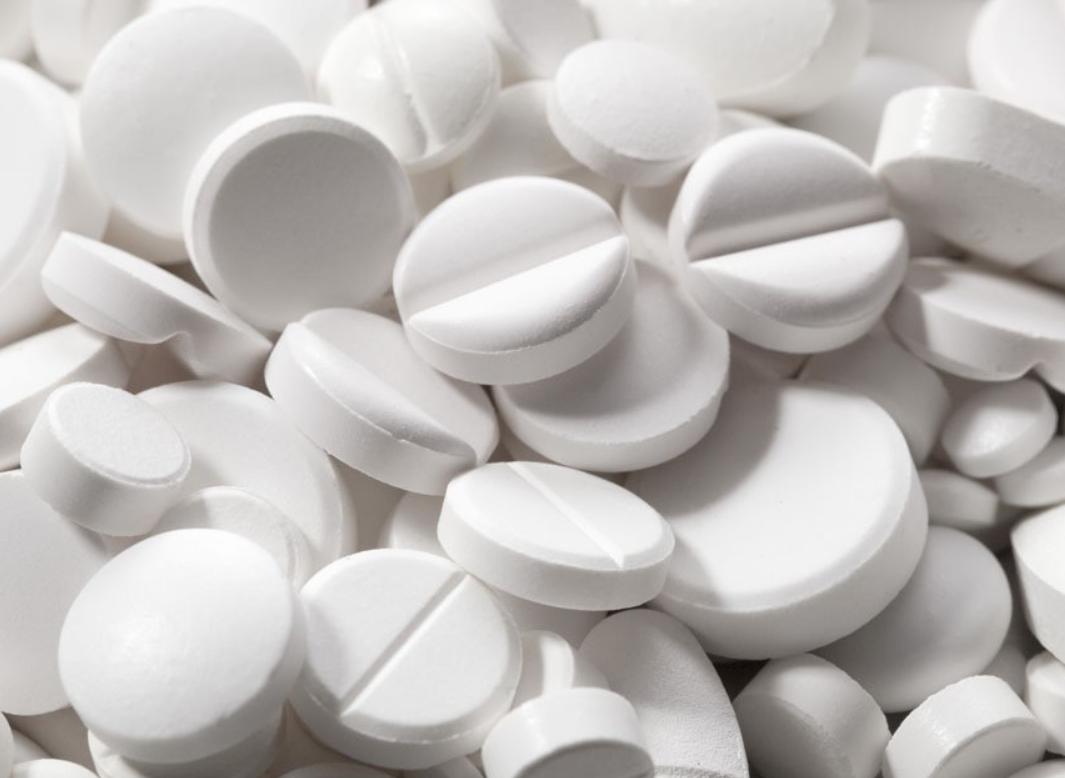 颈动脉硬化有斑块要吃阿司匹林吗,发现颈动脉斑块必须吃药吗