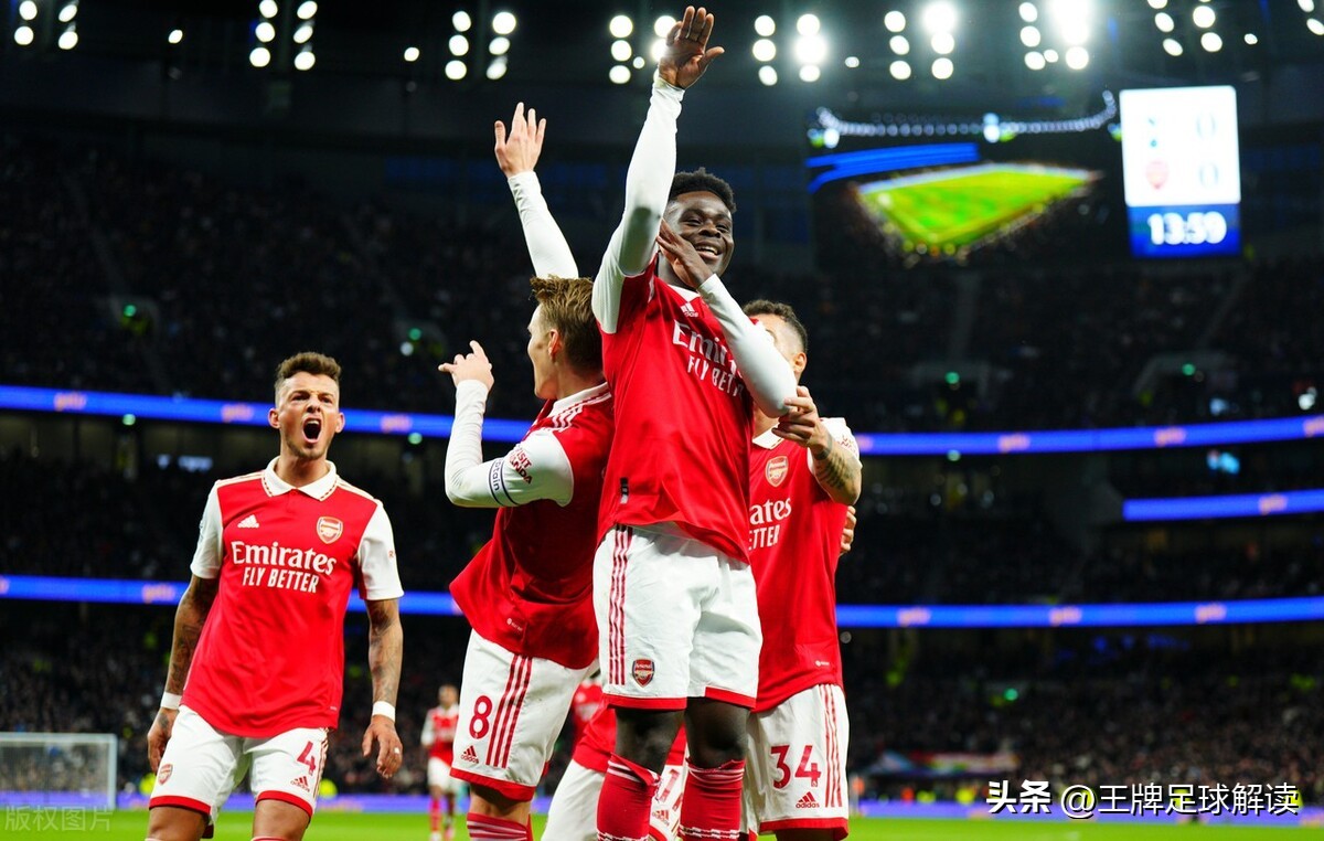 瓜迪奥拉不避嫌，曼城枪手合二为一，滕哈格大智慧化身红魔代言人