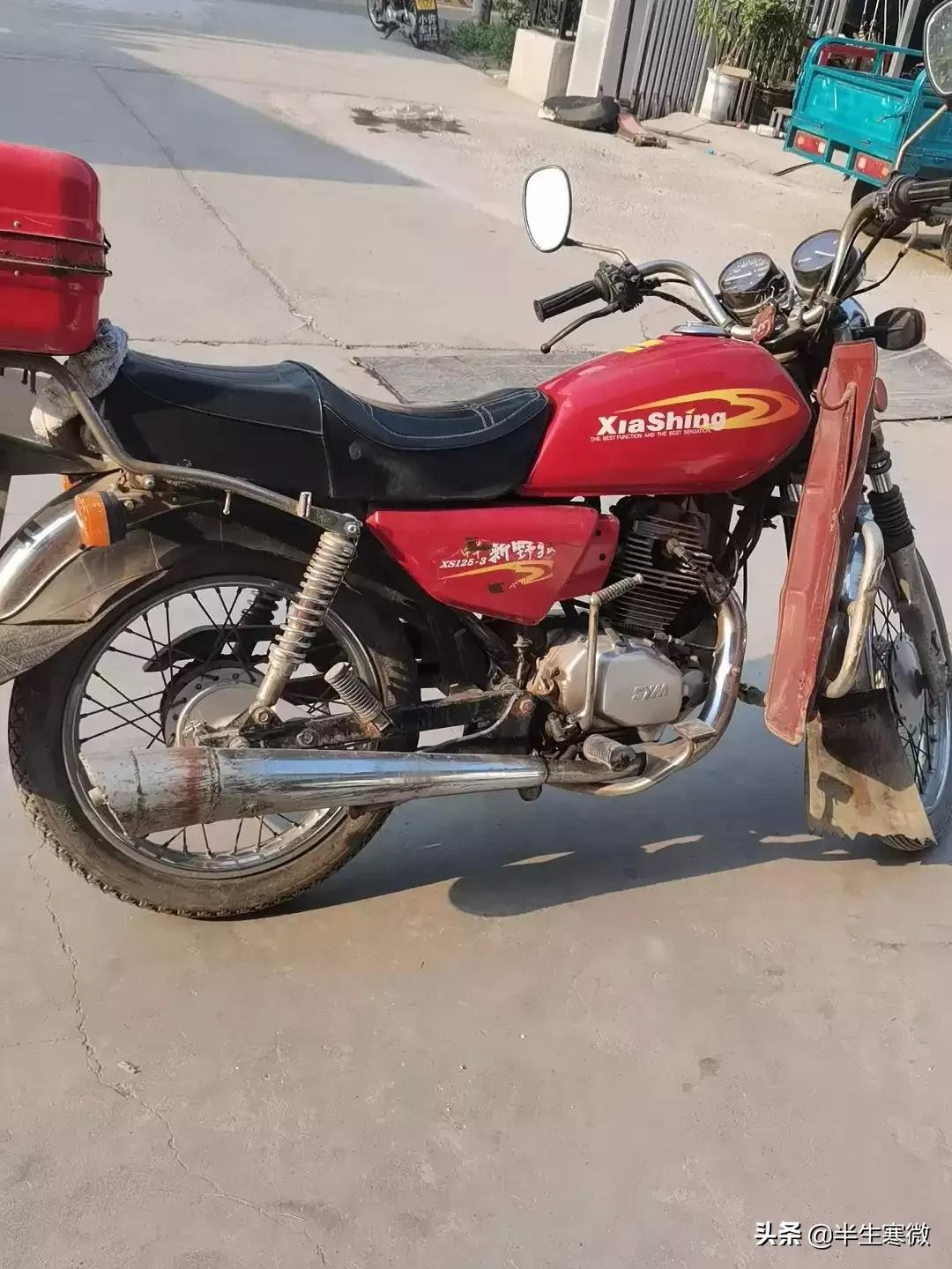 台湾野狼125摩托车是哪一年,台湾豪华野狼125什么价格