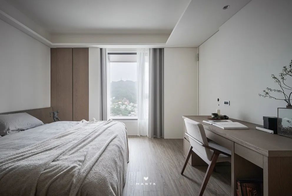 将自然质地捎进屋内，6口之家的理想共居