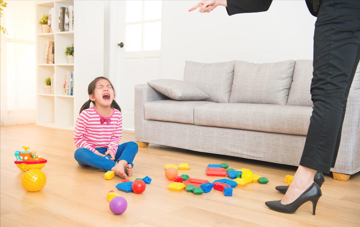 孩子动不动就哭怎么办？家长了解背后的原因后，用对方法轻松应对