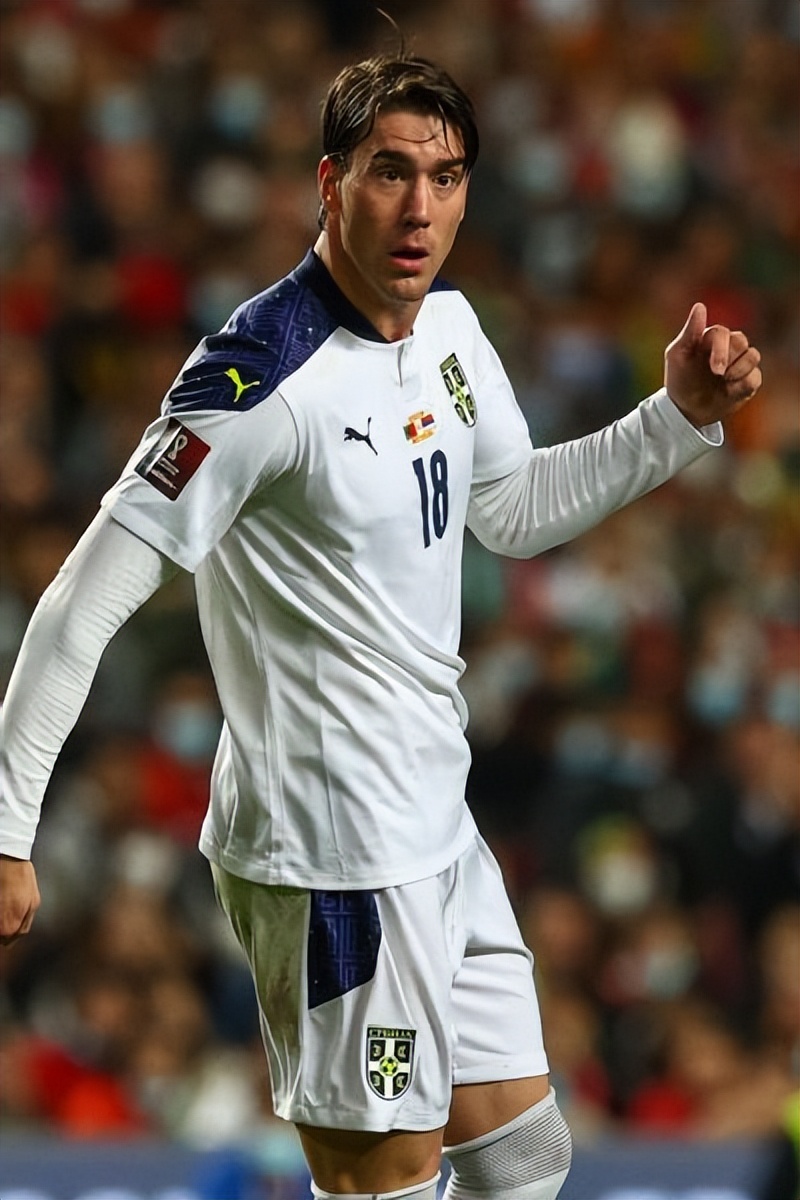 姆巴佩同期数据与梅西c罗对比,22年世界杯梅西和姆巴佩数据对比