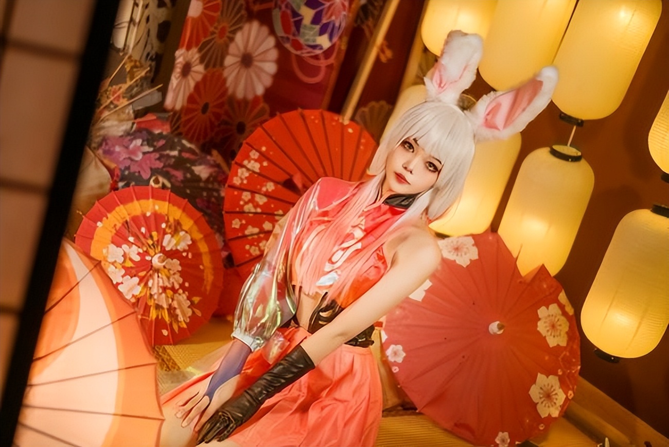 在二次元消费盛行的当下,年轻人二次元消费