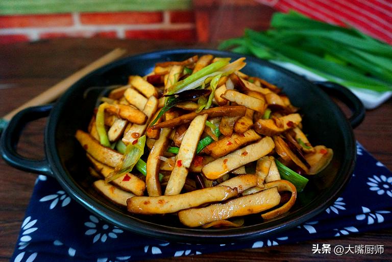 中老年高钙低脂饮食,人老先老腿需要补什么