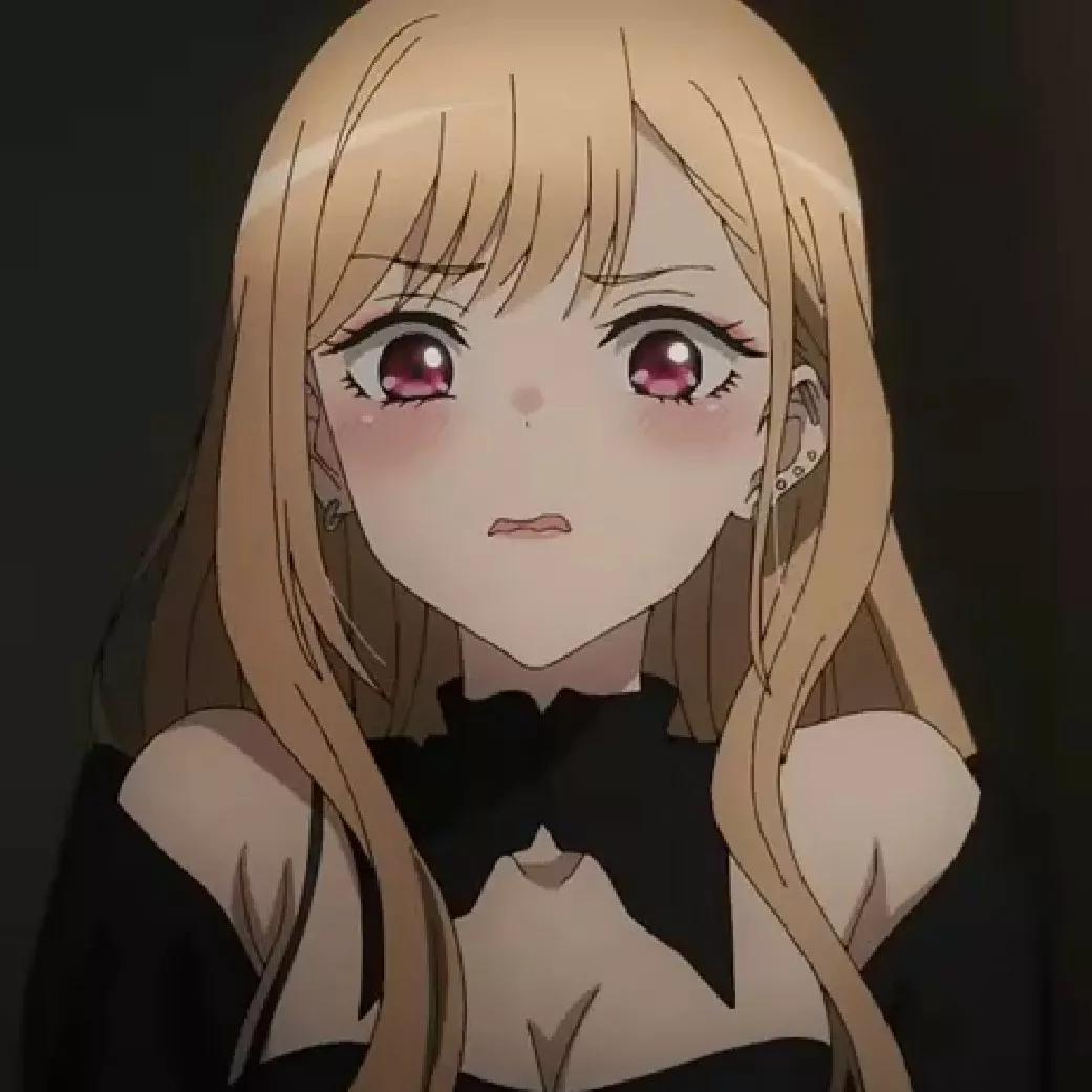 更衣人偶坠入爱河系列头像第一弹（今年的新老婆嘿嘿）