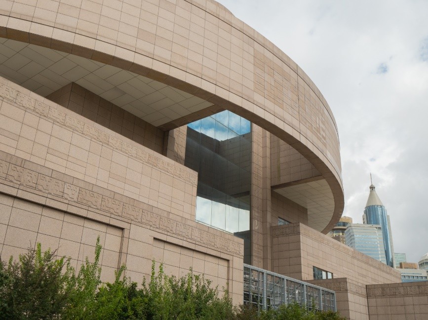 支持30倍光学变焦的便宜相机,支持0.5变焦广角拍摄视频的手机