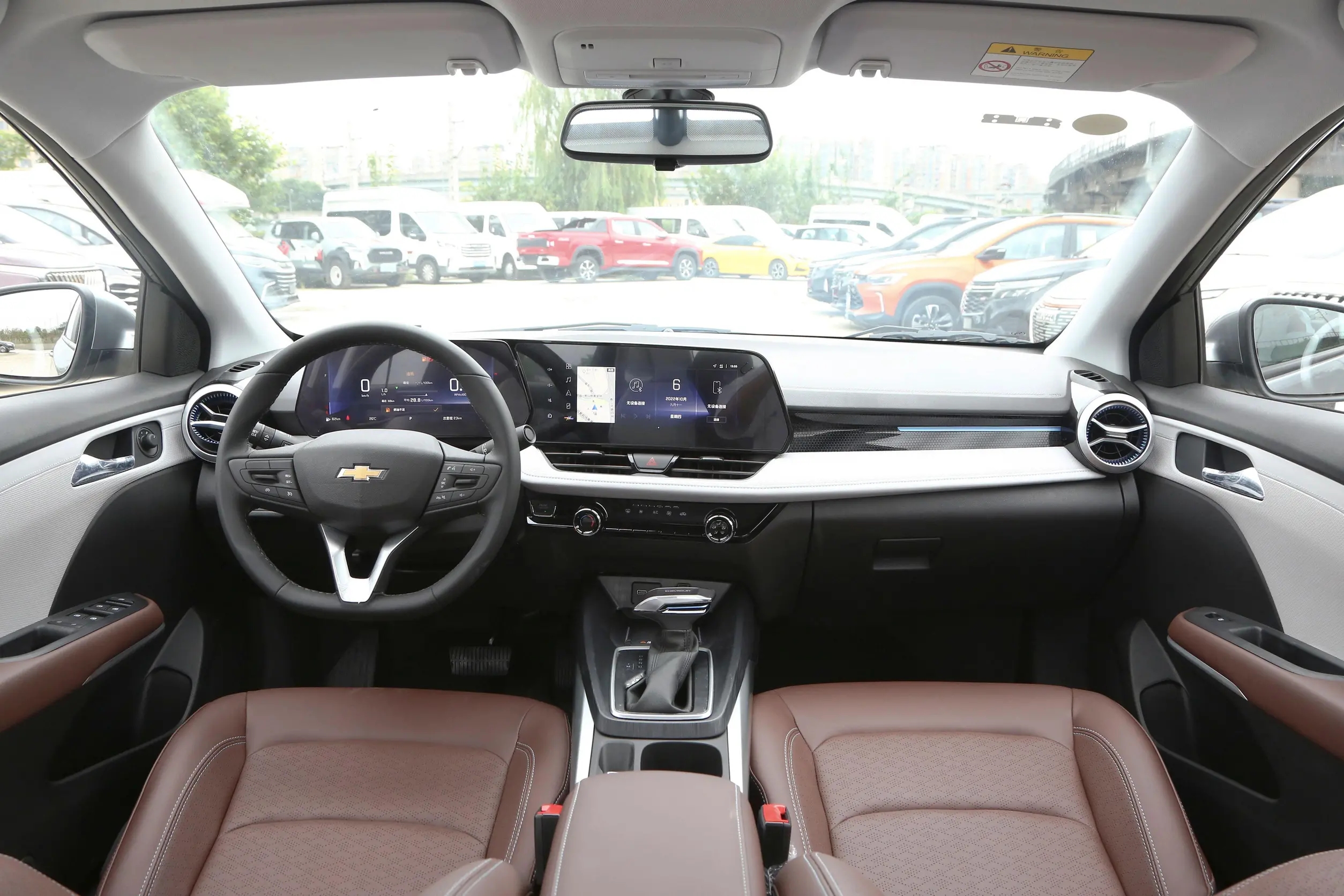 十万预算这三款家轿最多人买,宽敞省油还运动10-15万家轿大推荐